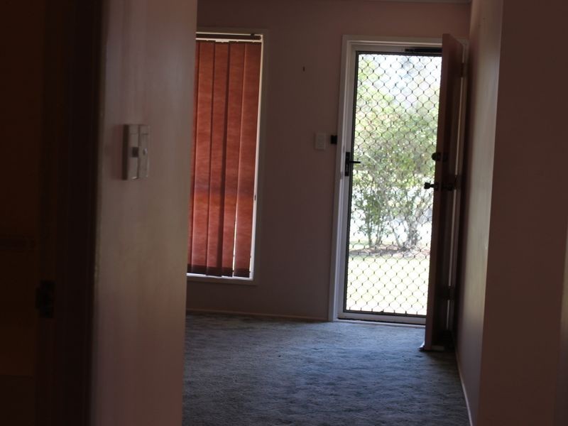 3 Pearce Court, Eagleby QLD 4207