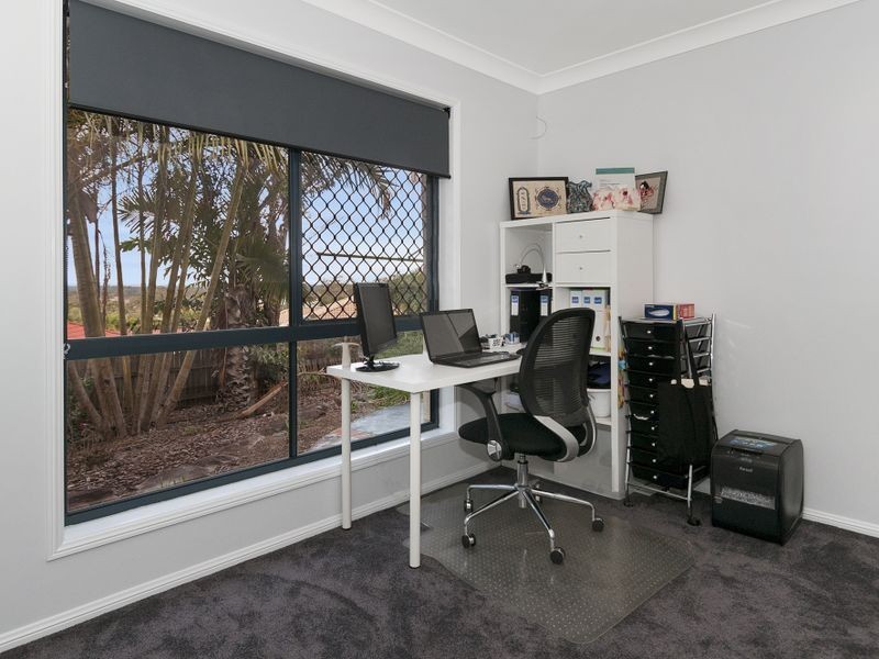 41 Lucy Drive, Edens Landing QLD 4207