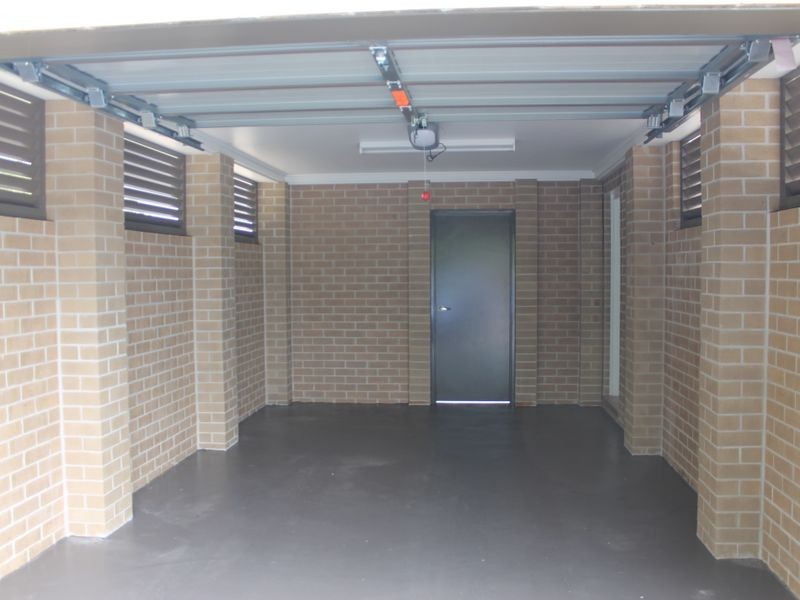 2/4 Reservoir Street, Beenleigh QLD 4207
