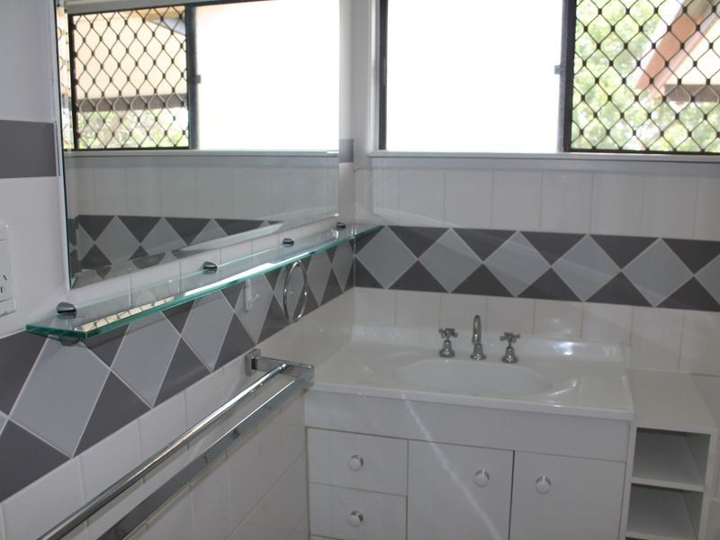 27 Louis Street, Beenleigh QLD 4207