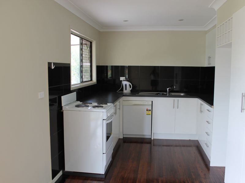 27 Louis Street, Beenleigh QLD 4207
