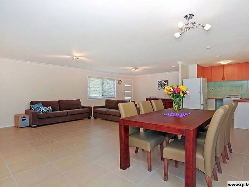 2 Salomon Court, Beenleigh QLD 4207