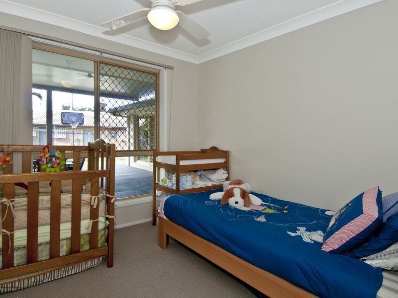 64 Bannockburn Road, Windaroo QLD 4207