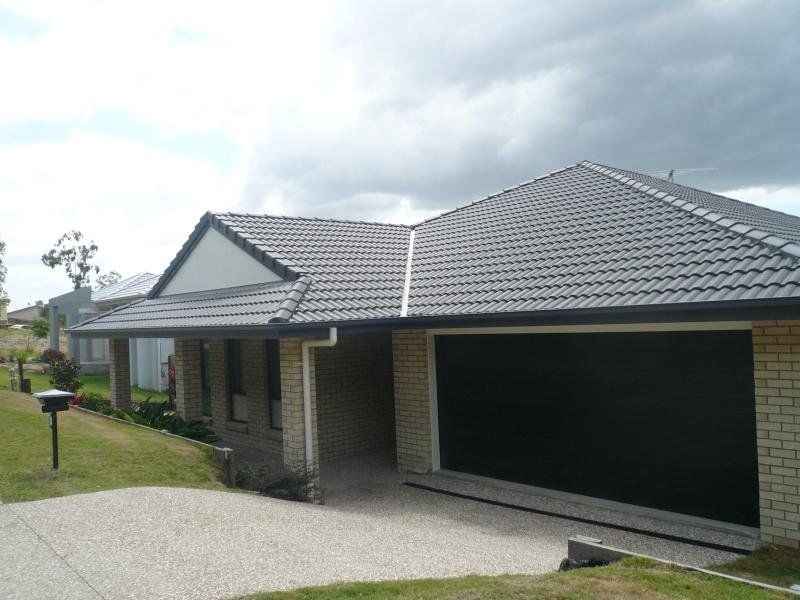 31 Mossman Pde, Waterford QLD 4133