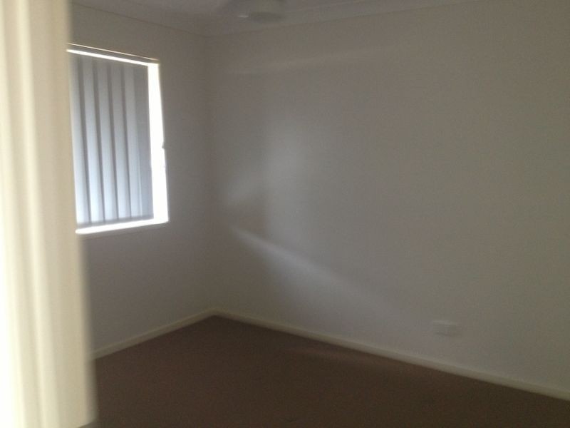 24 Skyline Circuit, Bahrs Scrub QLD 4207