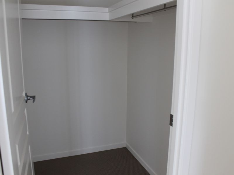 12 Summit Parade, Bahrs Scrub QLD 4207