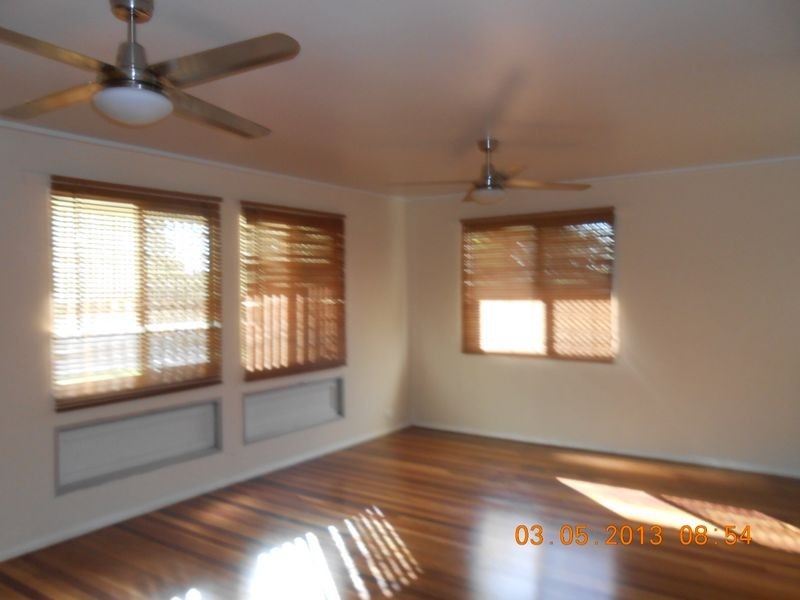 4 Tabari Place, Eagleby QLD 4207