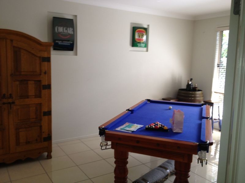 27 Riverside Tce, Windaroo QLD 4207