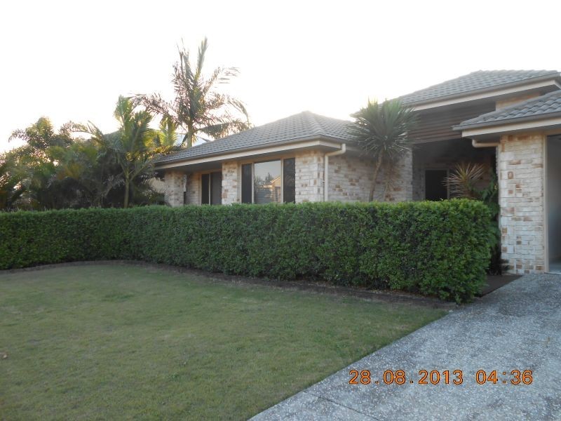 27 Riverside Tce, Windaroo QLD 4207