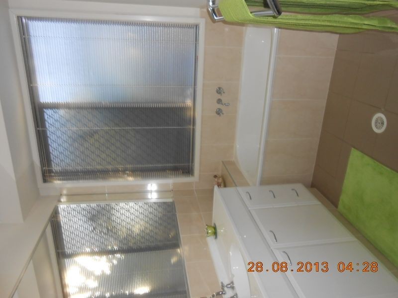 27 Riverside Tce, Windaroo QLD 4207