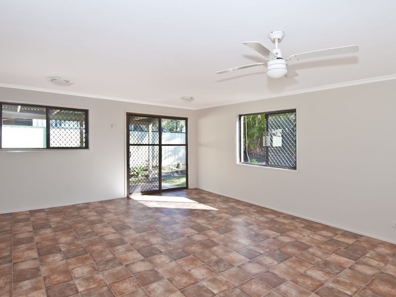 31 Dion Dr, Eagleby QLD 4207