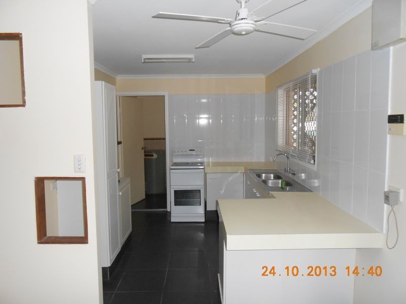 39 Harburg Drive, Beenleigh QLD 4207