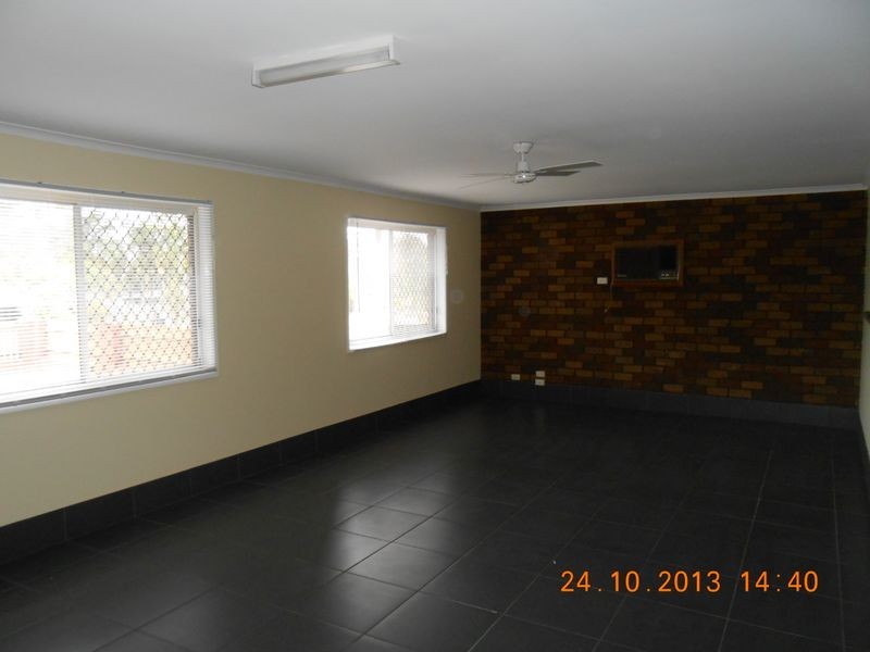 39 Harburg Drive, Beenleigh QLD 4207