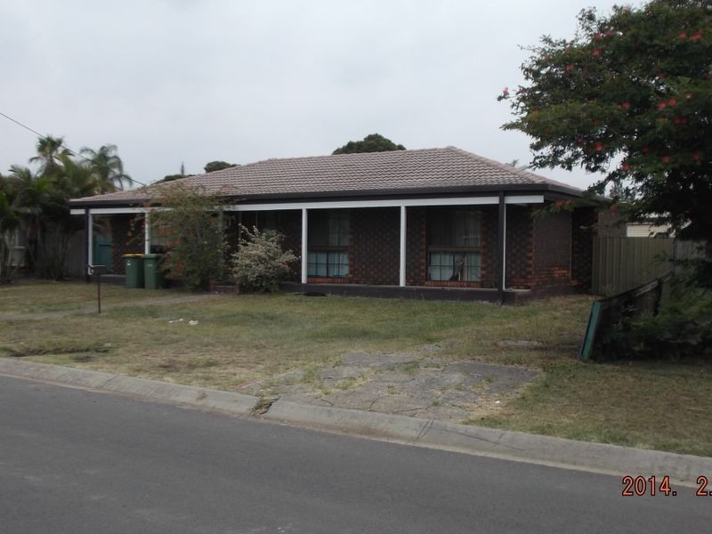 11 Cramer Boulevarde, Mount Warren Park QLD 4207