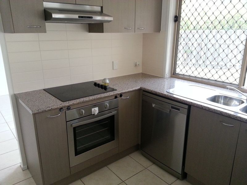 15 Pebbles Court, Berrinba QLD 4117