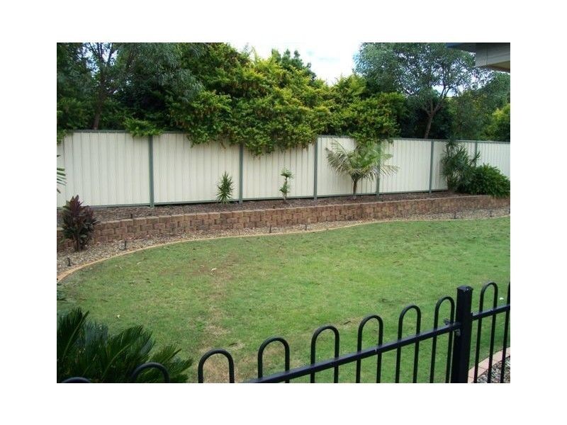 39 Albert Valley Drive, Bahrs Scrub QLD 4207