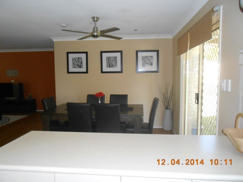 24 Duesbury Cresent, Edens Landing QLD 4207