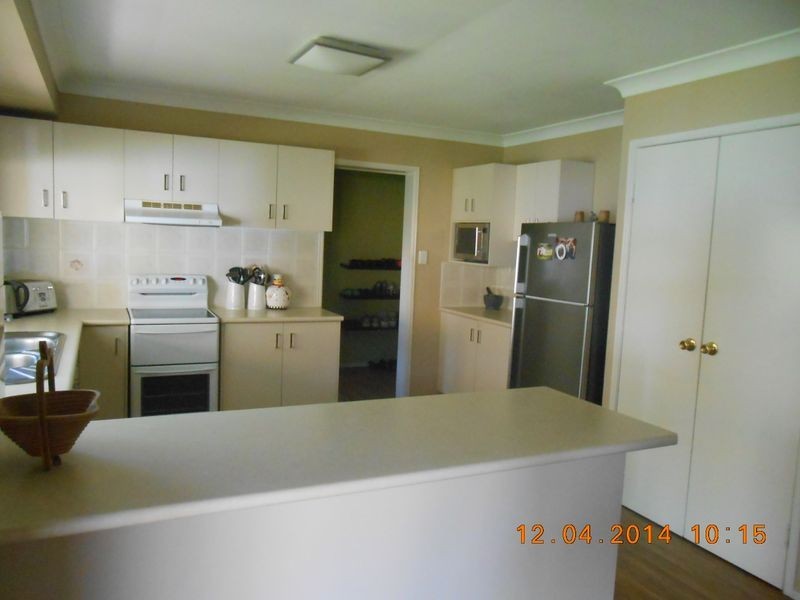 24 Duesbury Cresent, Edens Landing QLD 4207