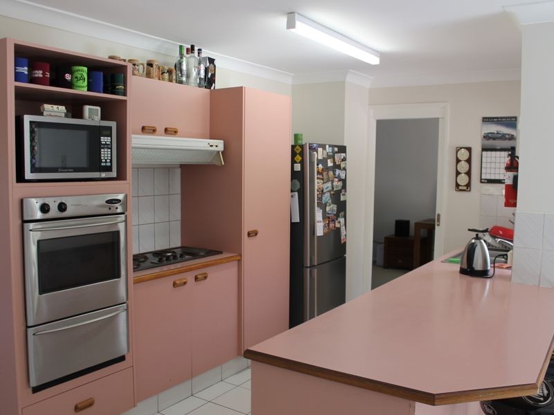 8 Rowsell Court, Mount Warren Park QLD 4207