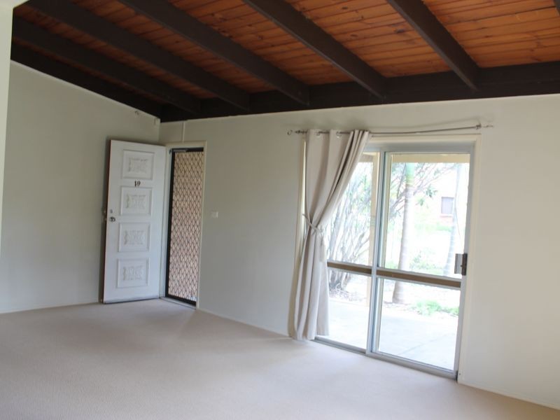 19 Cotswold Street, Mount Warren Park QLD 4207