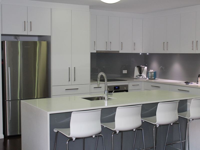 3 Mountain View Cresent, Mount Warren Park QLD 4207