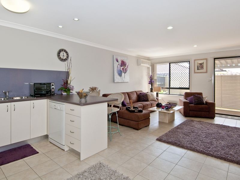 6/8 Shareece Court, Crestmead QLD 4132