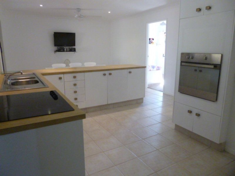 23 Schonwerder Drive, Windaroo QLD 4207