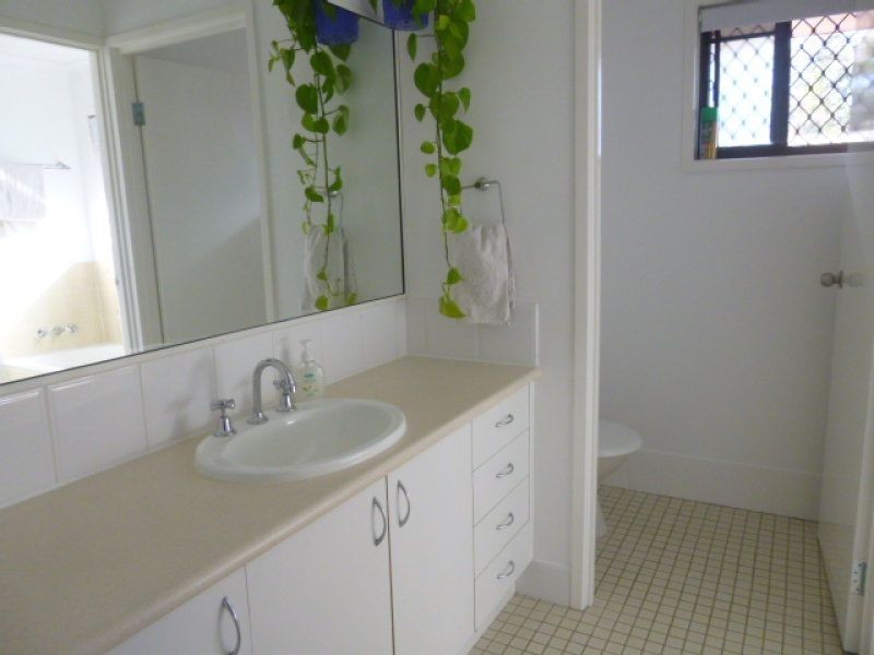 23 Schonwerder Drive, Windaroo QLD 4207