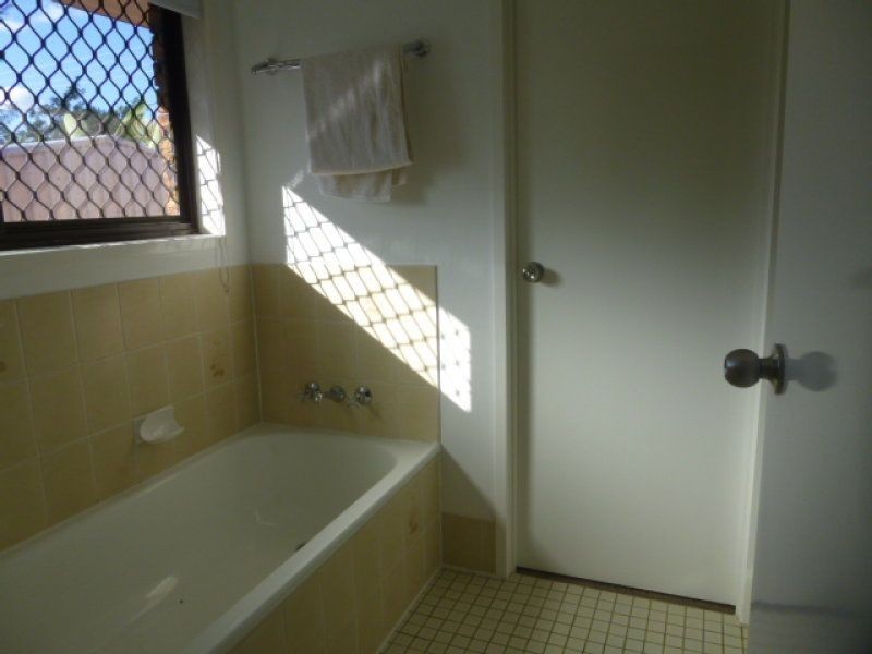23 Schonwerder Drive, Windaroo QLD 4207