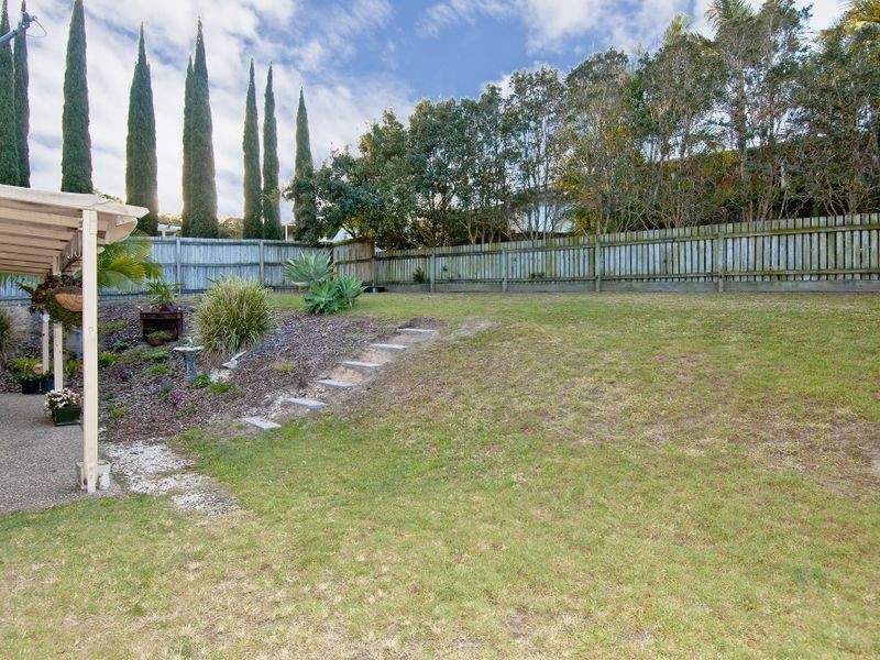 11 Kummara Road, Edens Landing QLD 4207