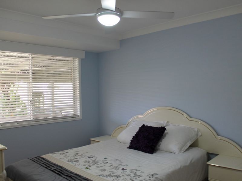 64 Loane Drive, Edens Landing QLD 4207