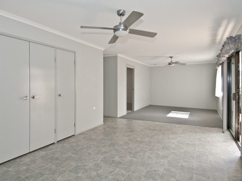 25/16 Holzheimer Road – Regal Waters, Bethania QLD 4205