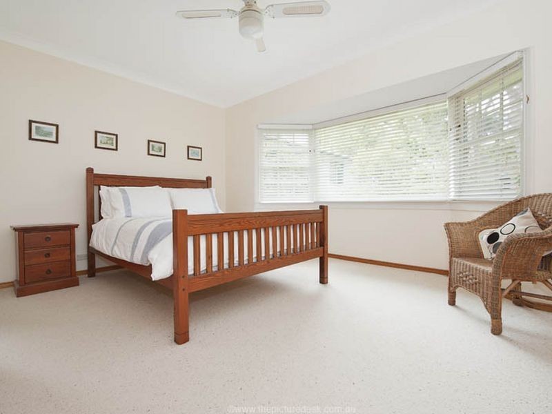 2 Amaroo Avenue, Elanora Heights NSW 2101