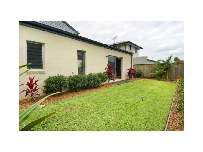 19 Orchard Street, Warriewood NSW 2102