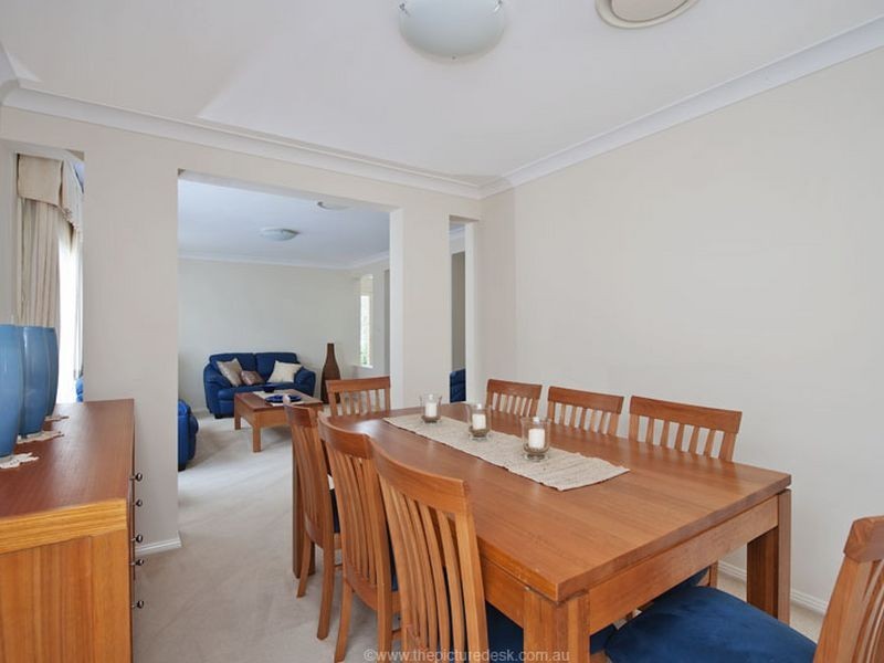4 Waterside Grove, Warriewood NSW 2102