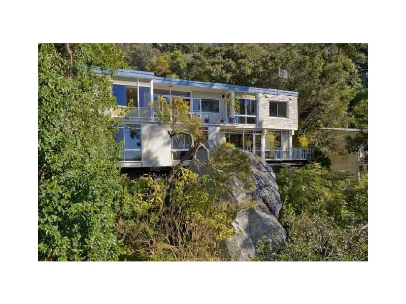 26 Kananook Avenue, Bayview NSW 2104