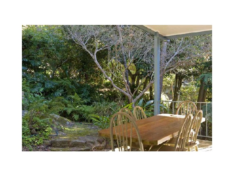 26 Kananook Avenue, Bayview NSW 2104