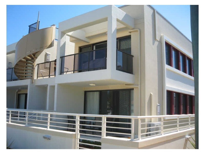 8/150 Ocean Street, Narrabeen NSW 2101