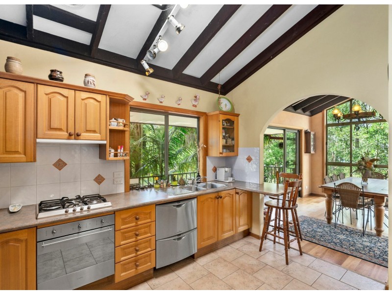 11 Wakooka Avenue, Elanora Heights NSW 2101