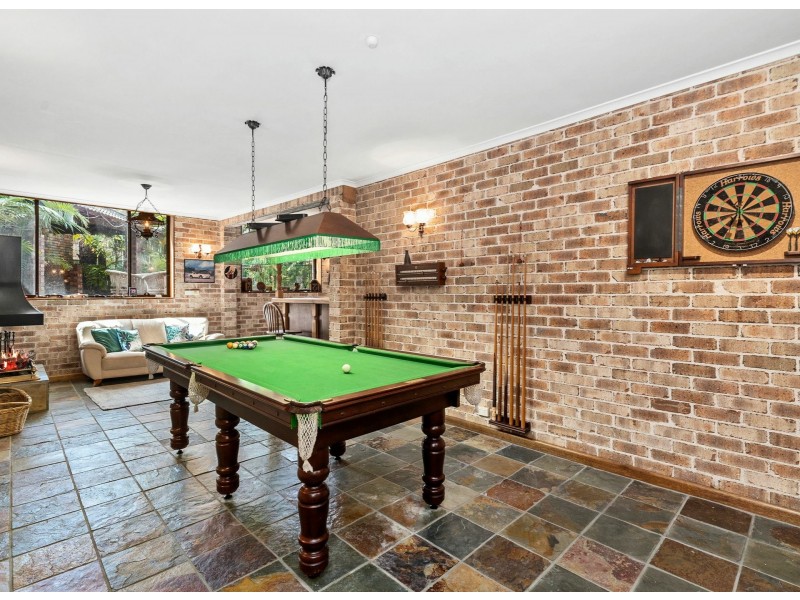 11 Wakooka Avenue, Elanora Heights NSW 2101