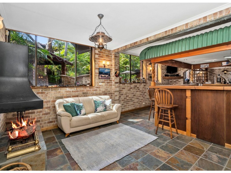 11 Wakooka Avenue, Elanora Heights NSW 2101