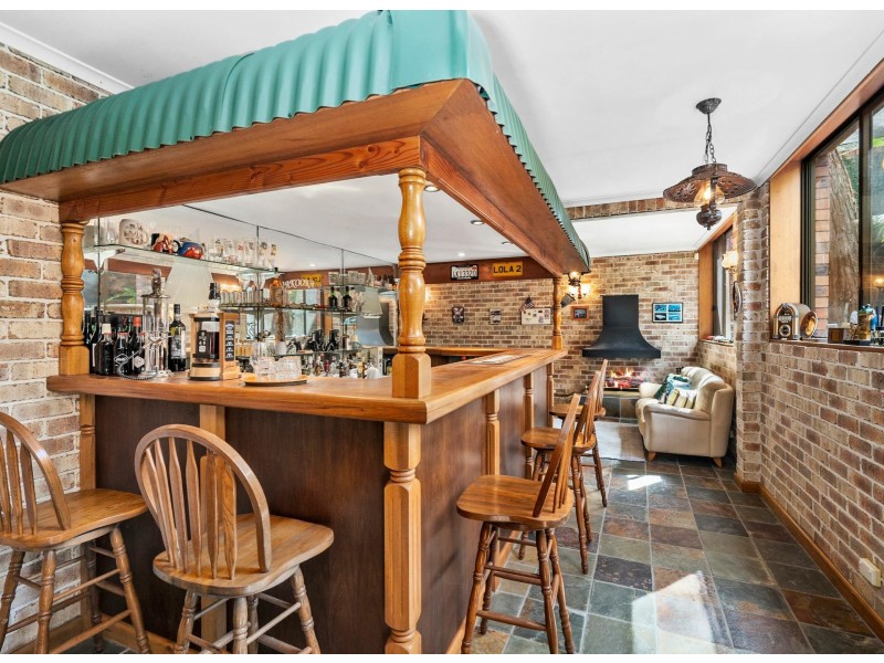 11 Wakooka Avenue, Elanora Heights NSW 2101