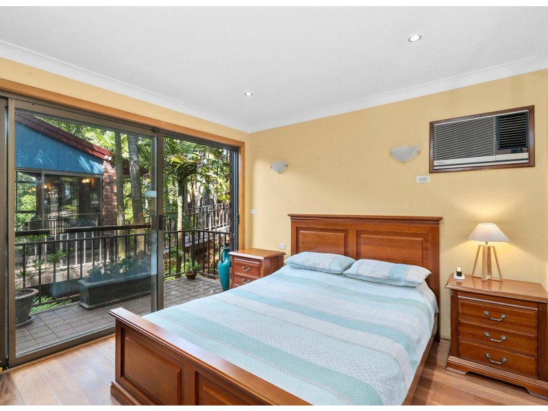 11 Wakooka Avenue, Elanora Heights NSW 2101