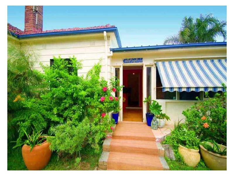 51 Lagoon Street, Narrabeen NSW 2101