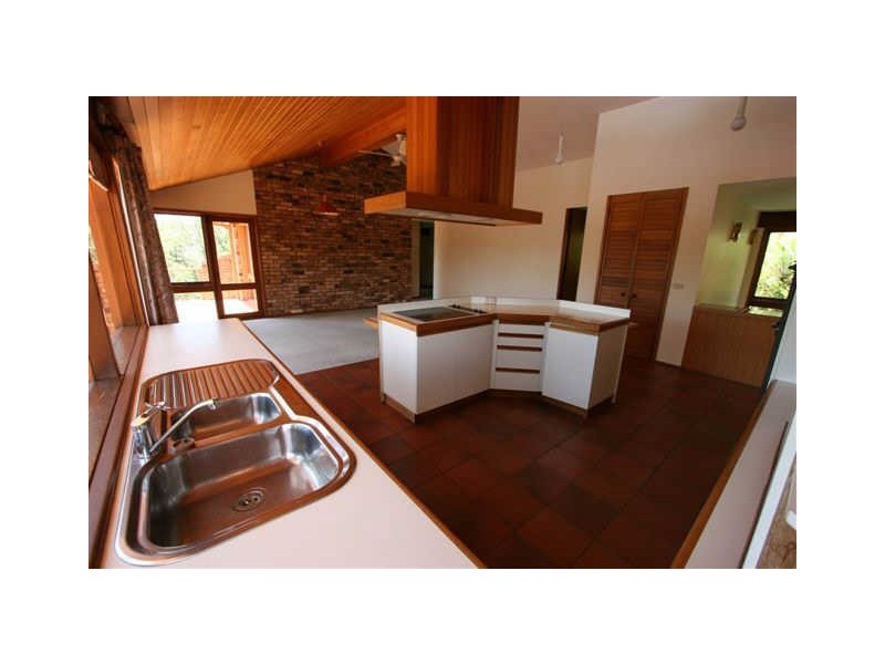28 James Wheeler Place, Wheeler Heights NSW 2097
