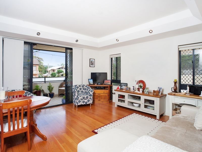 2/39-41 Lagoon Street, Narrabeen NSW 2101
