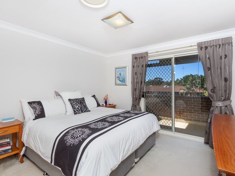 211 Macpherson Street, Warriewood NSW 2102