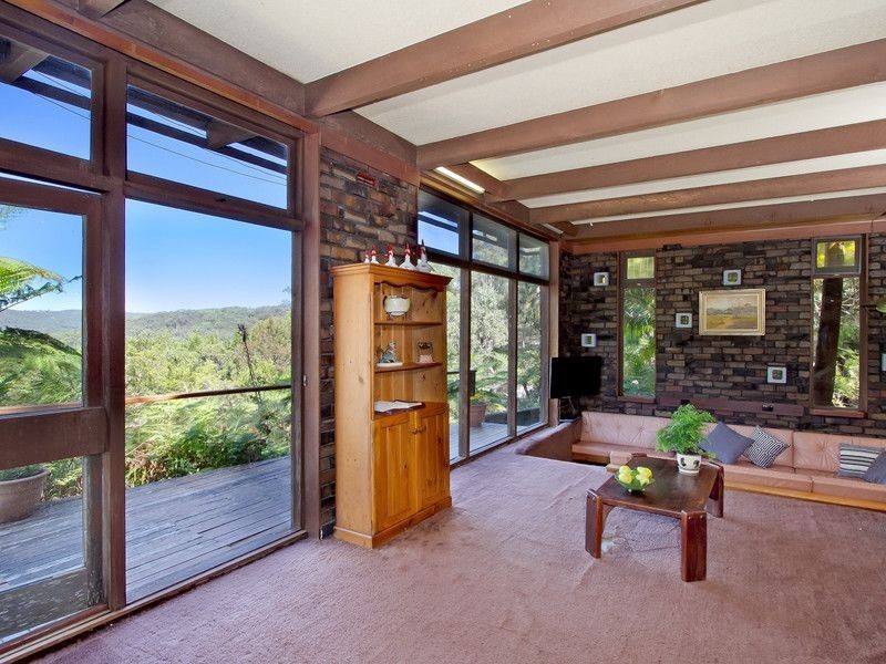 9 Wakooka Avenue, Elanora Heights NSW 2101