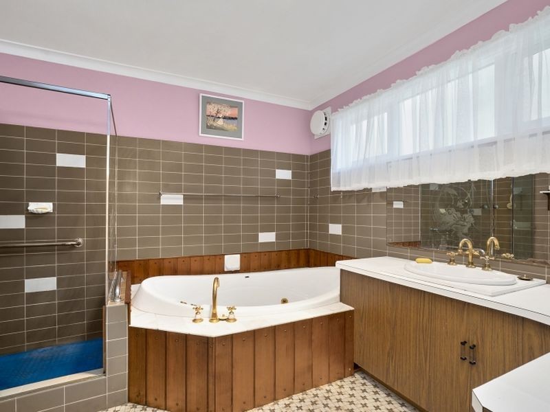 10 Kalang Road, Elanora Heights NSW 2101