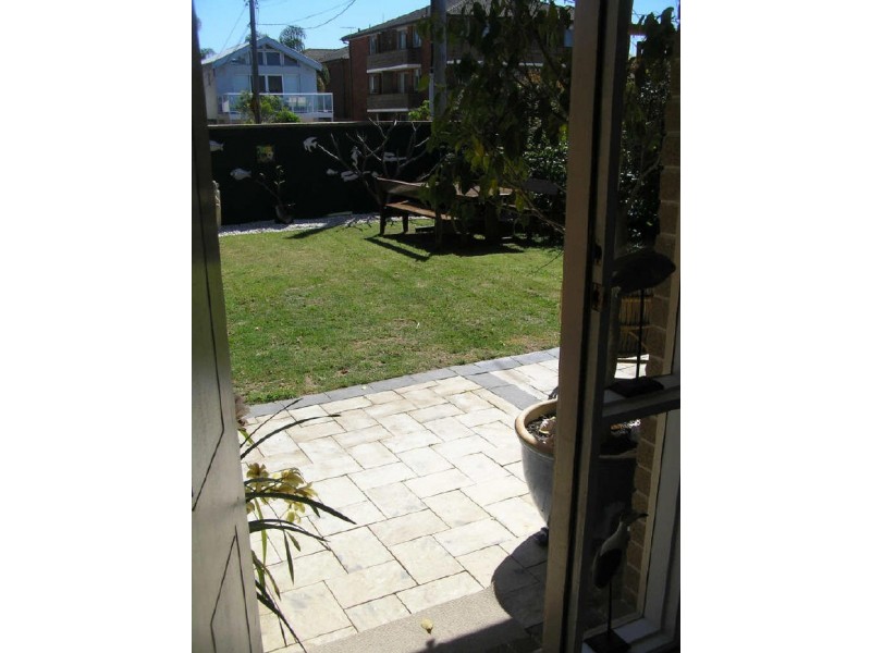 195 Ocean Street, Narrabeen NSW 2101